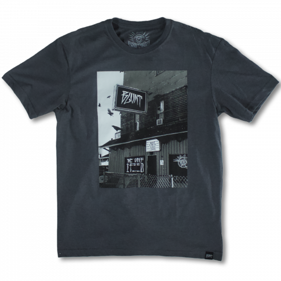 Camiseta Blunt Preta The Wolff I Feed Chumbo