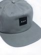 Boné Snapback Huf Worldwide Essential Unstructured Box Cinza